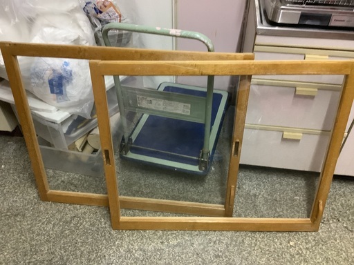 ガラス障子2枚