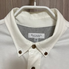 BEAUTY ＆YOUTH ボタンダウンスリムシャツの画像