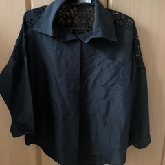 レースブラウス