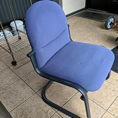 引き取り先決定済　フカフカの椅子　早い者勝ちの画像