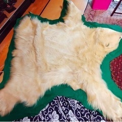 本物。白熊敷物の画像