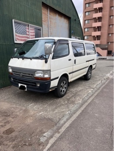 ハイエース 早い者勝ち！