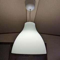 美品[省エネ電球付き]IKEA照明ペンダントライト ダイニングや...