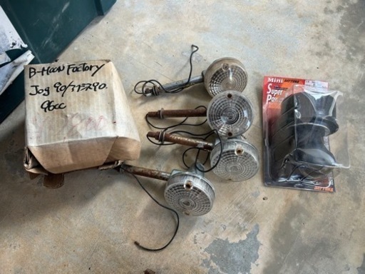 倉庫整理中で出て来たので当時物ですがいかがですか？