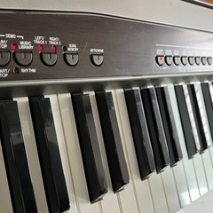 普通に現役CASIO電子ピアノPX-100PRIVIAの画像