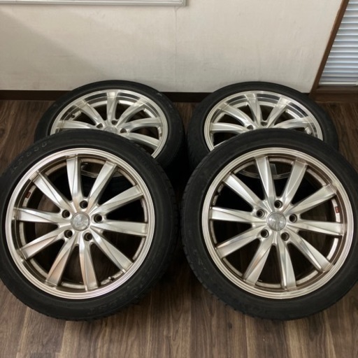 タイヤ＆ホイールセット　18インチ　ヴォクシー　ミニバン　ノア　セレナ等に