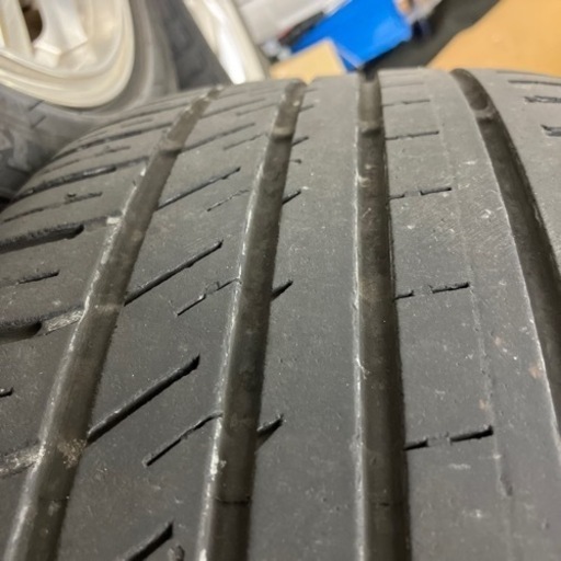 タイヤ＆ホイールセット　18インチ　ヴォクシー　ミニバン　ノア　セレナ等に