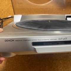 レコードプレイヤーの画像
