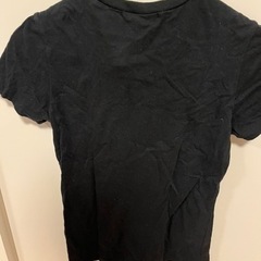GUESSレディースTシャツSの画像