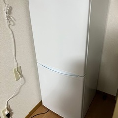 【6/1まで】2020年製小さめ冷蔵庫3000円の画像