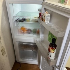 【6/1まで】2020年製小さめ冷蔵庫3000円の画像