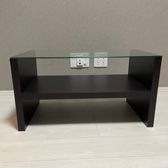 【美品】ガラステーブル　棚付きの画像