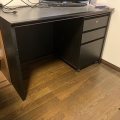 ゲーミングチェア　デスクセット　受け渡し者決定の画像