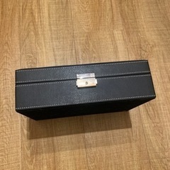 時計ケース　男女共用の画像