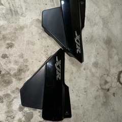 XJR400R 純正サイドカバー