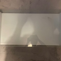 ガラステーブルの画像