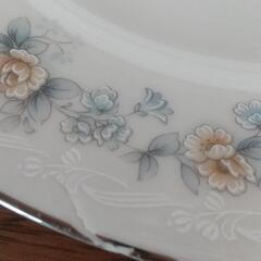 ノリタケ ケーキ皿 ４枚の画像