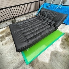 レザー　ソファー　黒　ソファーベッド