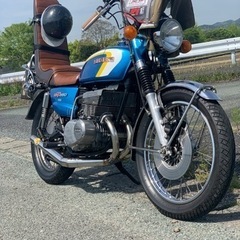 スズキ　gt380 b2 逆車