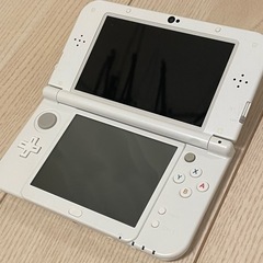 【購入予定者決定しました】Newニンテンドー3DS LL 本体、アダプター、ケース、おまけソフト2本の画像