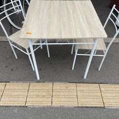 リサイクルショップどりーむ荒田店　No7351 ダイニングテーブルセット　２人かけ　アイリスプラザ　状態綺麗です♪
