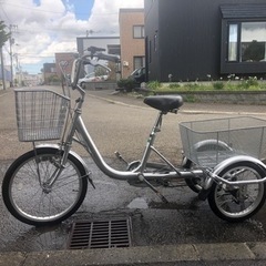 大人用三輪車　美品中古