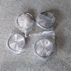 ベンツ　Ｖクラス　ＧＬＢ　Ｗ２２２　Ｗ２２１　Ｓクラス　他　245/45Ｒ１９　スッタトレスＡＷの画像