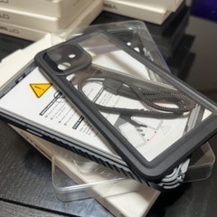 iPhone 防水ケースの画像