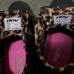 ハイカットスニーカー 23.0の画像