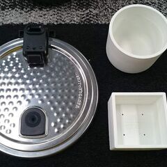 【愛品倶楽部柏店】バルミューダ 炊飯器 K03A-WHの画像