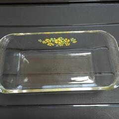 パイレックス耐熱ガラスとソースパンの画像