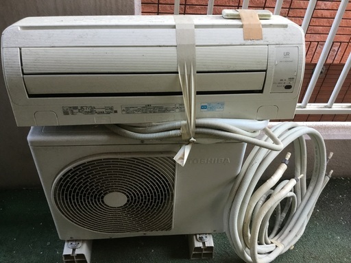 函館発　東芝エアコン　2010年製　自動お掃除機能