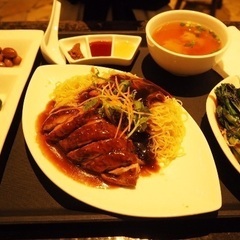 各国料理食べに行きませんか？