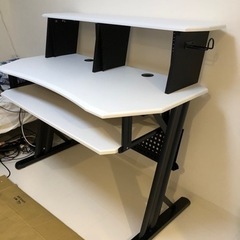 DTMデスク　白の画像