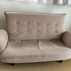 低めのソファ ２人掛けの画像