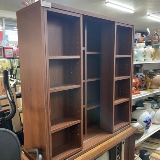 売約済み【BY REUSE 霧島国分新町店 出張買取•見積完全無料¥0】 木目調スライド収納本棚
