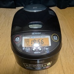 象印 ZOJIRUSHI 極め炊き 圧力IH炊飯ジャー 圧力IH炊飯器 5.5合炊き 蒸気セーブ 黒まる厚釜 うるつや保温 NP-ZT10 2020年製 5189N