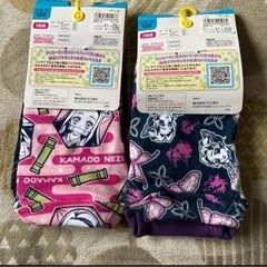【新品】鬼滅の刃　禰󠄀豆子　しのぶ　柄　120 サイズ　　4枚‼️の画像