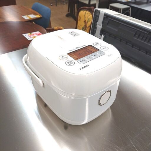 7/31東芝/TOSHIBA 炊飯器 RC-5XL 2018年製 3合炊き 家電