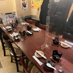 時給アップしました。ホールスタッフ募集の画像