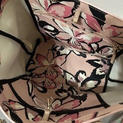 再値下げ　ケイトスペード　kate spade　花柄  トートバッグの画像