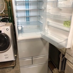 福岡市内配送無料　東芝 TOSHIBA GR-E43G-SS [冷蔵庫（427L・右開き） ブライトシルバー VEGETA(ベジータ)]の画像