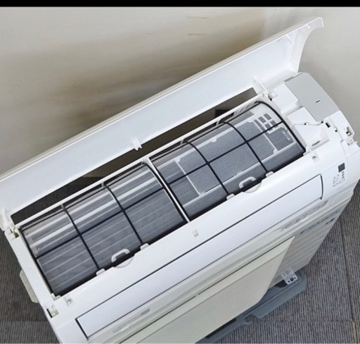 【取引完了】(13)DAIKIN 水内部クリーン ストリーマ空気清浄 オートスイング ルームエアコン おもに18畳用 単相200V 2