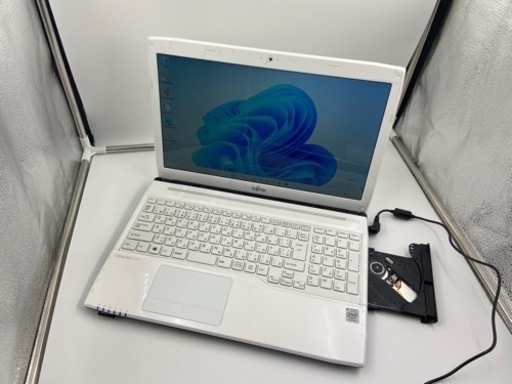 動作快適❗️初心者オススメ❗️SSD搭載✨メモリー8GB❗️