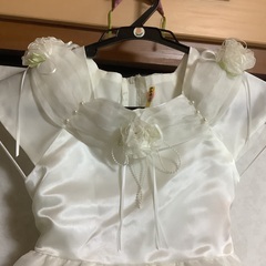 130㌢子供服。とても可愛いドレスです。の画像