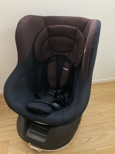 コンビ　ネセルターン　西松屋モデル　ベルト固定型