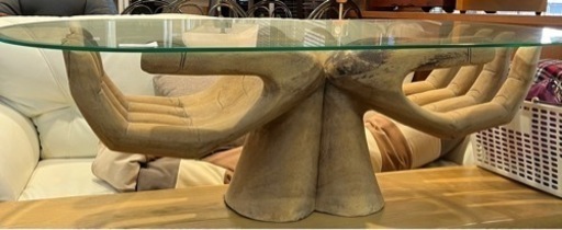 【BY REUSE 霧島国分新町店 出張買取•見積完全無料¥0】手型のガラステーブル