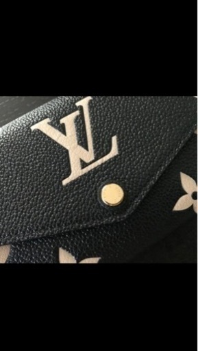 LOUIS VUITTON（ルイヴィトン）長財布