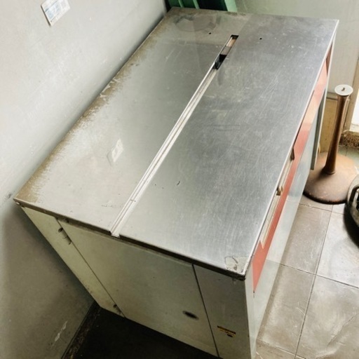 半自動梱包機　DEKER