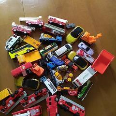子どもおもちゃ　トミカ色々